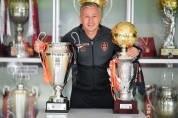 Dan Petrescu, „dat afară” de presa centrală, reconfirmat de conducerea CFR Cluj